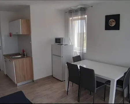 4up Apartamento Privlaka (Zadar)
